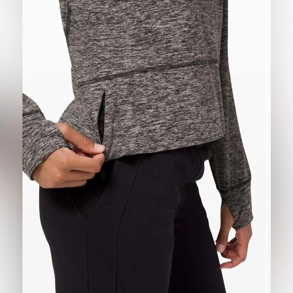 Lululemon Ready to Rulu Heathered Black Gray Fleece Pullover  W3DTYS size 2 - Picture 2 of 12